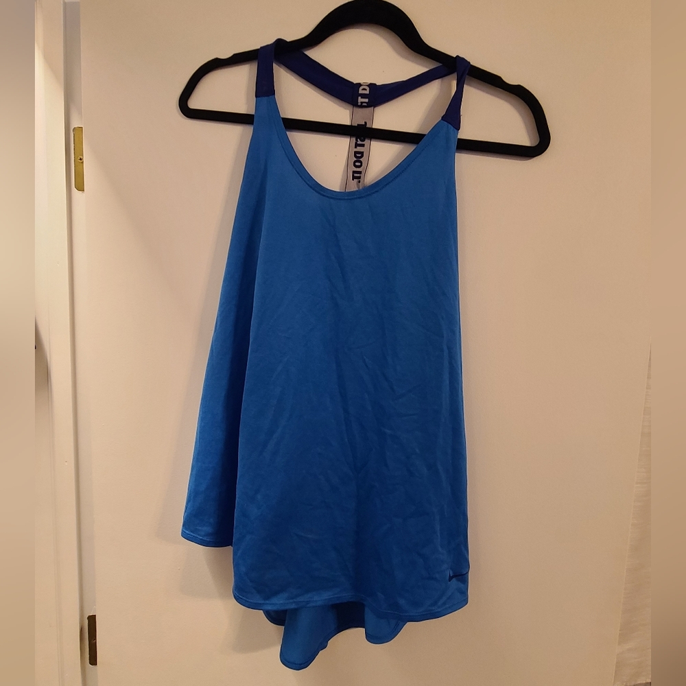 nike workout tank
